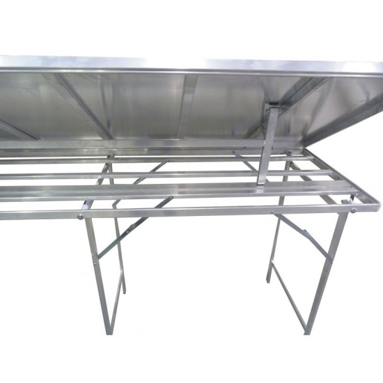 Large table with adjustable, reclining incline – Market stall table for fruit and vegetable vendors | Matériel Forain